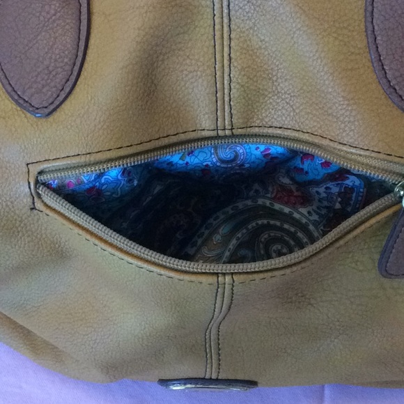 FINAL SALE PRICE Big Buddha Large Satchel Handbag (CL) - Picture 3 of 7